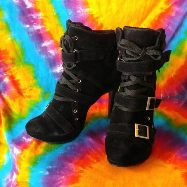 超美脚!スエード厚底スニーカーブーツ■ショートブーツ■LL■黒 < 女性ファッション  超美脚!スエード厚底スニーカーブーツ■ショートブーツ■LL■黒  < 女性ファッションの