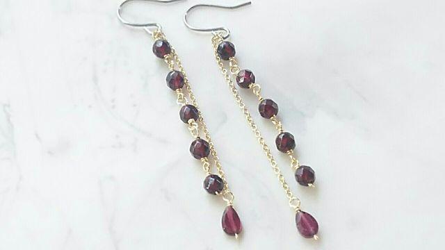 14kgf*ガーネットとチェーンのピアス* 17032 < 女性アクセサリー/時計  14kgf*ガーネットとチェーンのピアス* 17032  < 女性アクセサリー/時計の