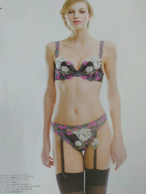 Wacoal/R[/salute/T[g/K[^[xg/`[bv/M/K[^[xg/k[/V[Y  t@bV 