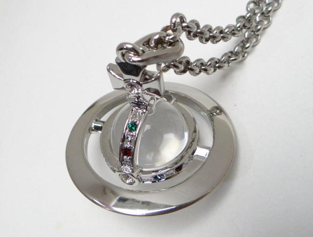 ヴィヴィアン ウエストウッド 立体オーブモチーフ ネックレス ペンダント シルバー<USED>【送料無料】 < ブランド ヴィヴィアン ウエストウッド 立体オーブモチーフ ネックレス ペンダント シルバー<USED>【送料無料】 < ブランドの