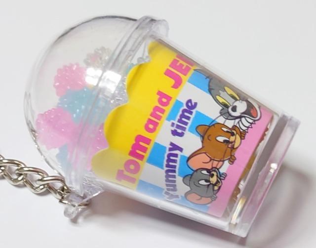 トムとジェリー★ミニチュア スイーツインカップ キーホルダー【2個セット】 < アニメ/コミック/キャラクター トムとジェリー★ミニチュア スイーツインカップ キーホルダー【2個セット】 < アニメ/コミック/キャラクターの