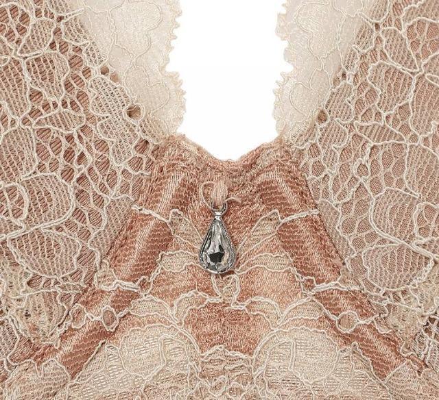 G65★トリンプ★アモスタイル★チャーミングラマーブラジャー★新品★大きいサイズ★送料無料 < 女性ファッション  G65★トリンプ★アモスタイル★チャーミングラマーブラジャー★新品★大きいサイズ★送料無料 < 女性ファッションの