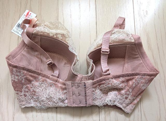 G65★トリンプ★アモスタイル★チャーミングラマーブラジャー★新品★大きいサイズ★送料無料 < 女性ファッション  G65★トリンプ★アモスタイル★チャーミングラマーブラジャー★新品★大きいサイズ★送料無料 < 女性ファッションの