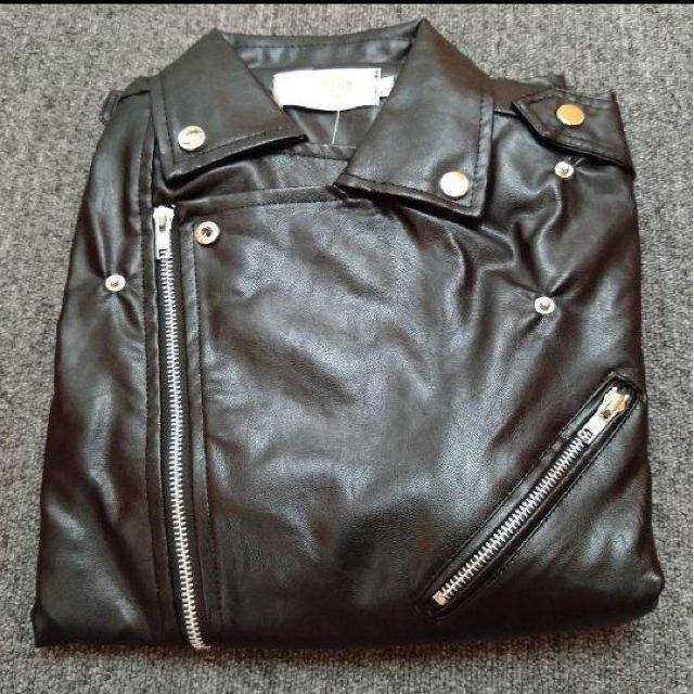 サイズL 合皮 ライダースジャケット 黒 レザージャケット < 男性ファッション  サイズL 合皮 ライダースジャケット 黒 レザージャケット < 男性ファッションの