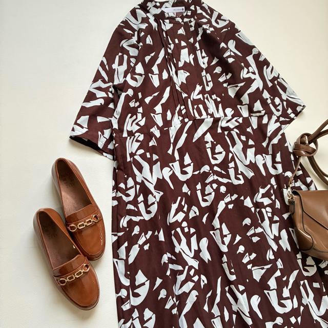 ◆美品◆ブージュルード◆大きいサイズ感◆総柄マキシワンピース◆五分袖◆ブラウン◆ < ブランド  ◆美品◆ブージュルード◆大きいサイズ感◆総柄マキシワンピース◆五分袖◆ブラウン◆ < ブランドの