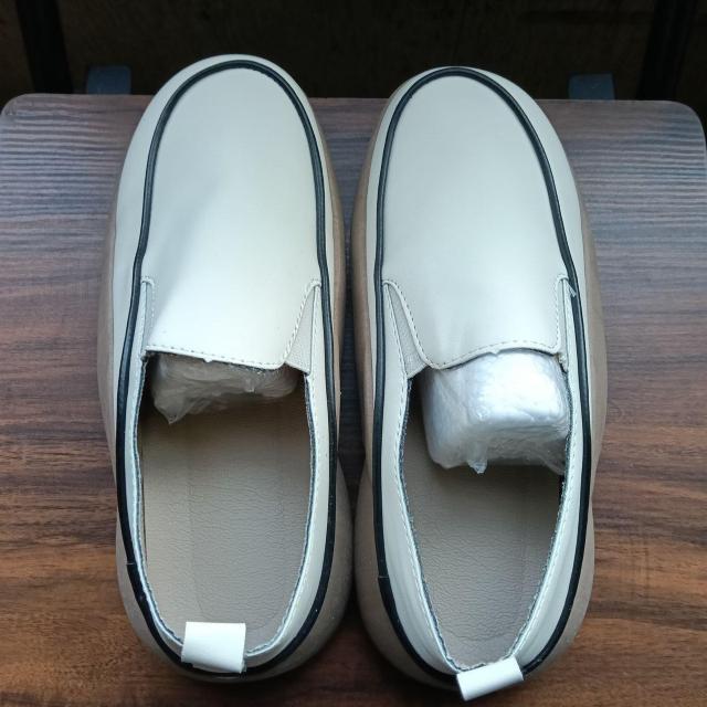 新品 24.5cm レディース スニーカー ホワイト シューズ 靴 カジュアル < 女性ファッション 新品 24.5cm レディース スニーカー ホワイト シューズ 靴 カジュアル < 女性ファッションの