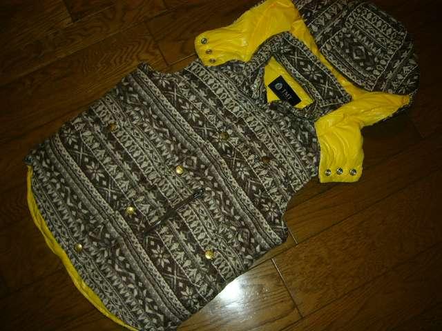 新品TMTノルディック系柄中綿パーカーベストS雪柄ダウン2WAY < ブランド 新品TMTノルディック系柄中綿パーカーベストS雪柄ダウン2WAY < ブランドの