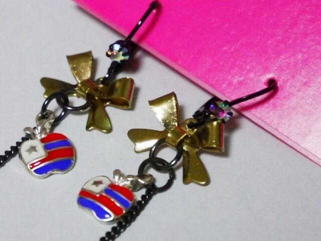 Vi SXPnSsAXBETSEY JOHNSON  ANZT[/v 