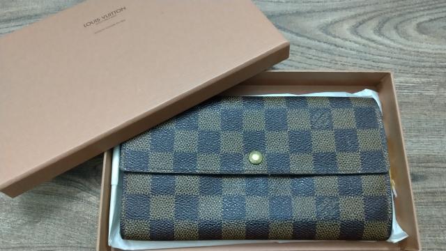 美品国内正規品ダミエ柄二折り長財布エベヌポシェット ポルトモネ カルトクレディ < ブランド 美品国内正規品ダミエ柄二折り長財布エベヌポシェット ポルトモネ カルトクレディ < ブランドの