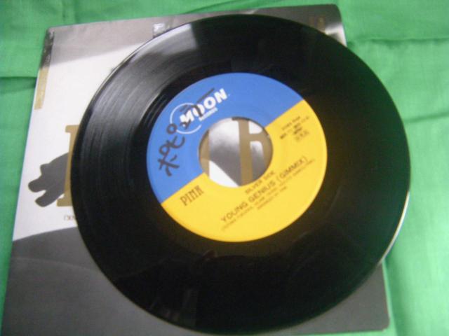 PINK@YOUNG@GENISU@@F108  CD/DVD/rfI 