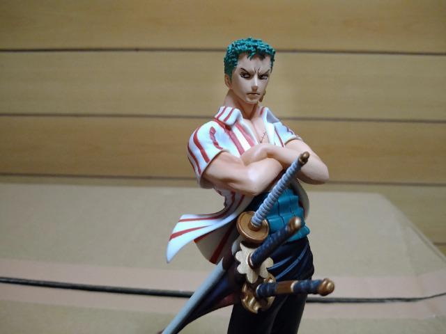 ワンピース フィギュア ゾロ現状品 < アニメ/コミック/キャラクター  ワンピース フィギュア ゾロ現状品 < アニメ/コミック/キャラクターの