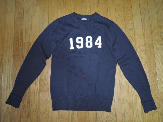 HYSTERIC GLAMOUR ヒステリックグラマー V字 ニット S 1984ワッペン セーター カットソー < ブランド  HYSTERIC GLAMOUR ヒステリックグラマー V字 ニット S 1984ワッペン セーター カットソー  < ブランドの