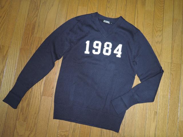 HYSTERIC GLAMOUR ヒステリックグラマー V字 ニット S 1984ワッペン セーター カットソー < ブランド  HYSTERIC GLAMOUR ヒステリックグラマー V字 ニット S 1984ワッペン セーター カットソー < ブランドの