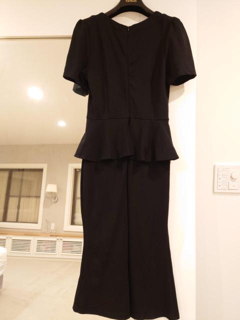 黒半袖ワンピース ペプラム Мサイズ < 女性ファッション  黒半袖ワンピース ペプラム Мサイズ < 女性ファッションの