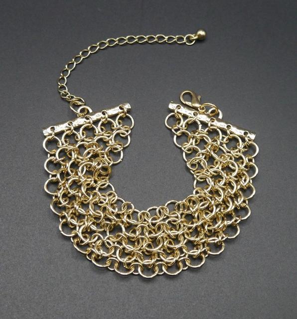 新品アンティーク調チェーン ブレスレット ゴシック レトロ < 女性アクセサリー/時計  新品アンティーク調チェーン ブレスレット ゴシック レトロ  < 女性アクセサリー/時計の