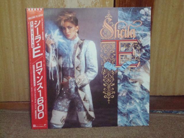 ロマンス1600(ROMANCE 1600)/ シーラ・E(SHEILA E) 帯付LP ポスター付 < CD/DVD/ビデオ ロマンス1600(ROMANCE 1600)/ シーラ・E(SHEILA E) 帯付LP ポスター付 < CD/DVD/ビデオの