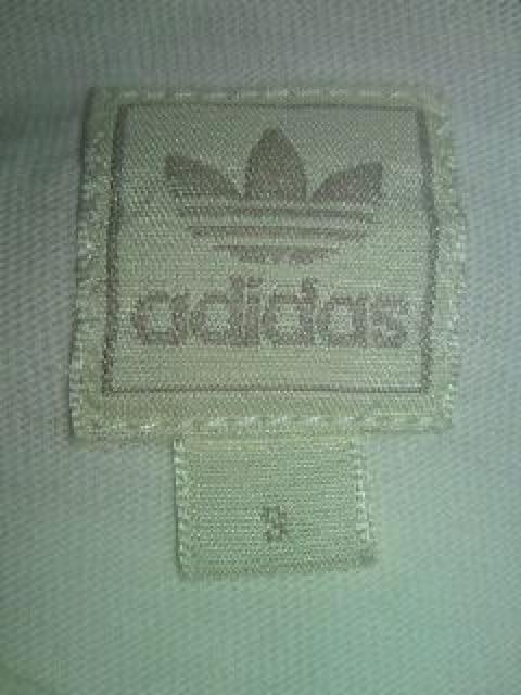 adidas アディダス サッカー ワールドカップ ポスター デザイン Tシャツ ホワイト Sサイズ < 男性ファッション  adidas アディダス サッカー ワールドカップ ポスター デザイン Tシャツ ホワイト Sサイズ < 男性ファッションの