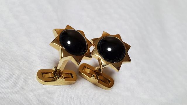 正規未 ジバンシィ クラシックラグジュアリー カボションストーン フラワーカフス スターカフリンクス ラウンドコンポジットボタンL < ブランド 正規未 ジバンシィ クラシックラグジュアリー カボションストーン フラワーカフス スターカフリンクス ラウンドコンポジットボタンL < ブランドの