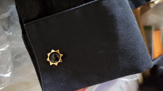 正規未 ジバンシィ クラシックラグジュアリー カボションストーン フラワーカフス スターカフリンクス ラウンドコンポジットボタンL < ブランド 正規未 ジバンシィ クラシックラグジュアリー カボションストーン フラワーカフス スターカフリンクス ラウンドコンポジットボタンL < ブランドの