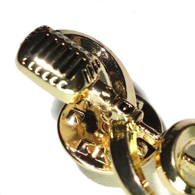 ガイコツマイク ト音記号 ピンバッジ ピンズ ブローチ ラペルピン 金色 ゴールド色 < 男性アクセサリー/時計  ガイコツマイク ト音記号 ピンバッジ ピンズ ブローチ ラペルピン 金色 ゴールド色 < 男性アクセサリー/時計の