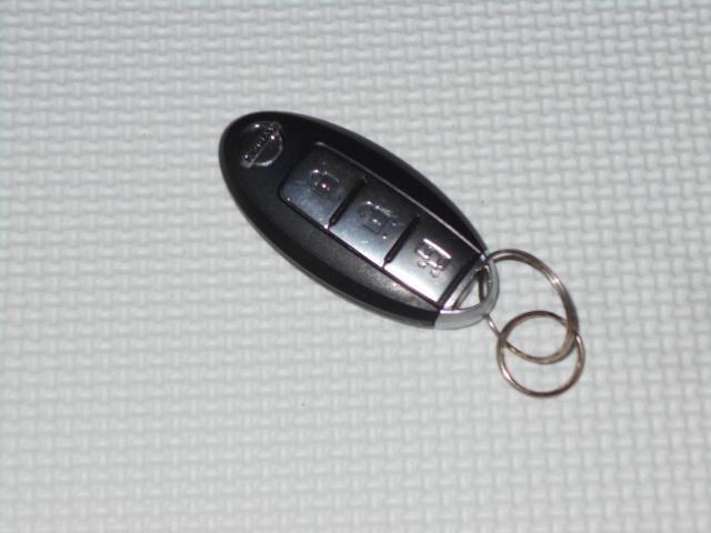 NISSAN Zi X}[gL[ 3{^  /oCN