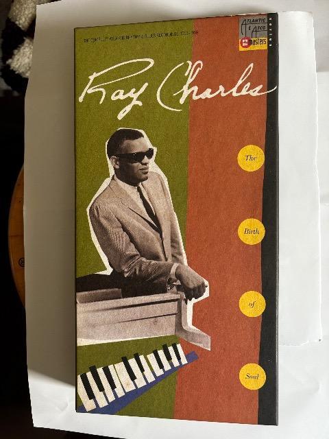 レイチャールズBox入り3枚組CD < CD/DVD/ビデオ  レイチャールズBox入り3枚組CD  < CD/DVD/ビデオの