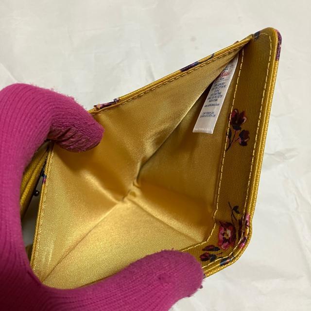 【Cath Kidston / キャスキッドソン】 花柄 / 三つ折り財布 < ブランド 【Cath Kidston / キャスキッドソン】 花柄 / 三つ折り財布 < ブランドの