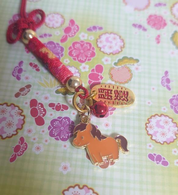 ハンドメイド♪2026・午年☆馬さん二重叶結び根付ストラップ(赤) < ペット/手芸/園芸 ハンドメイド♪2026・午年☆馬さん二重叶結び根付ストラップ(赤) < ペット/手芸/園芸の
