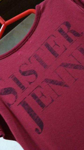 JENNI☆スタッズかすれロゴAライン半袖Tシャツ/150:エンジ色 < ブランド  JENNI☆スタッズかすれロゴAライン半袖Tシャツ/150:エンジ色 < ブランドの