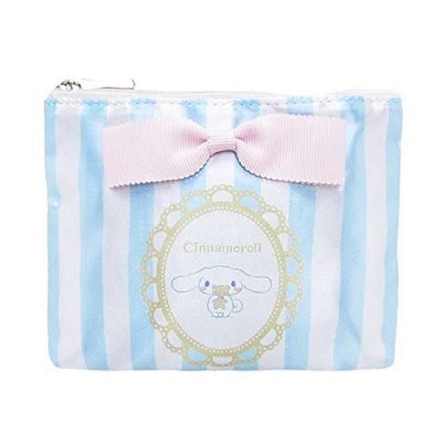《New》シナモロール★小物整理*コスメ入れに最適・サテン(ストライプ柄)フラットポーチ < 女性ファッション  《New》シナモロール★小物整理*コスメ入れに最適・サテン(ストライプ柄)フラットポーチ  < 女性ファッションの