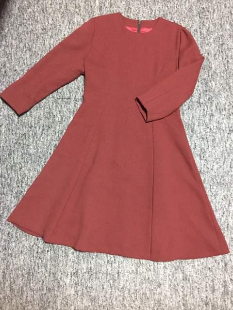 レンガ色 厚地長袖フレアワンピース ハンドメイド < 女性ファッション  レンガ色 厚地長袖フレアワンピース ハンドメイド  < 女性ファッションの