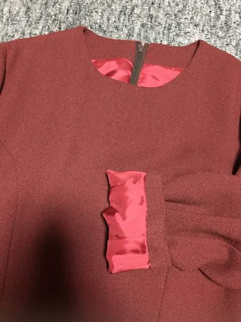 レンガ色 厚地長袖フレアワンピース ハンドメイド < 女性ファッション  レンガ色 厚地長袖フレアワンピース ハンドメイド < 女性ファッションの