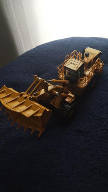 CAT���z�C�[�����[�_�[��1�^64 �� �z�r�[�� 