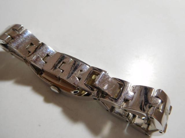 アランマヌキャン の腕時計クォーツ 製、電池式、動作確認済!。 < 女性アクセサリー/時計 アランマヌキャン の腕時計クォーツ 製、電池式、動作確認済!。 < 女性アクセサリー/時計の