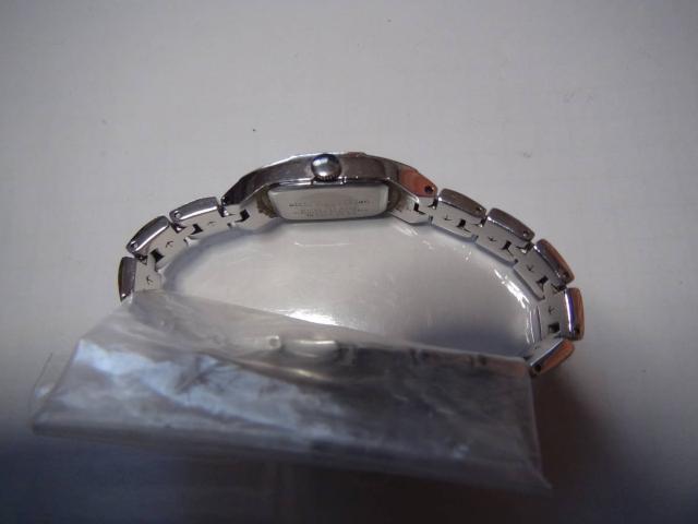 アランマヌキャン の腕時計クォーツ 製、電池式、動作確認済!。 < 女性アクセサリー/時計 アランマヌキャン の腕時計クォーツ 製、電池式、動作確認済!。 < 女性アクセサリー/時計の