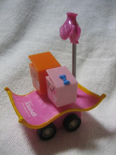 カウネット オリジナルミニカー メモスタンド 魔法のじゅうたん(ピンク) 景品 kaunet < インテリア/ライフ  カウネット オリジナルミニカー メモスタンド 魔法のじゅうたん(ピンク) 景品 kaunet < インテリア/ライフの