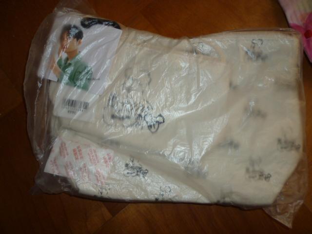 쌹R{|[`@UNIQLO   t@bV 