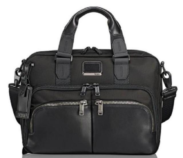 【新品未使用】TUMI オールバニ スリム ブリーフ ビジネスバック < 男性ファッション 【新品未使用】TUMI オールバニ スリム ブリーフ ビジネスバック < 男性ファッションの