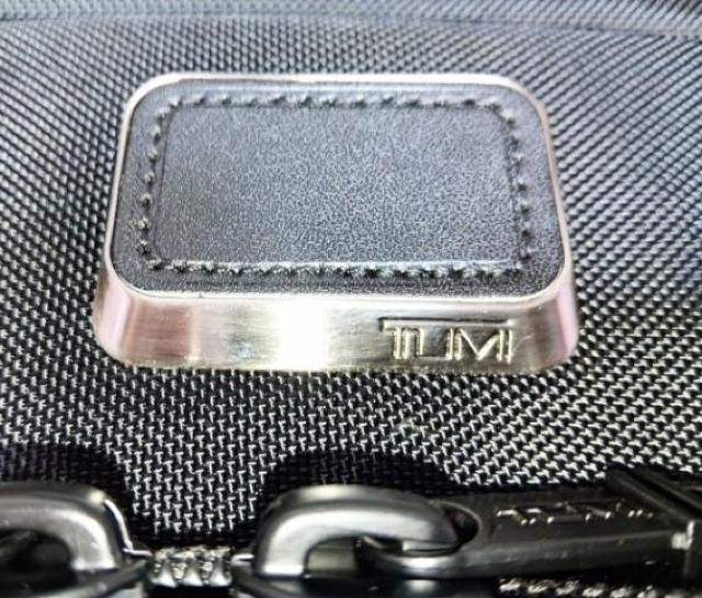 【新品未使用】TUMI オールバニ スリム ブリーフ ビジネスバック < 男性ファッション 【新品未使用】TUMI オールバニ スリム ブリーフ ビジネスバック < 男性ファッションの