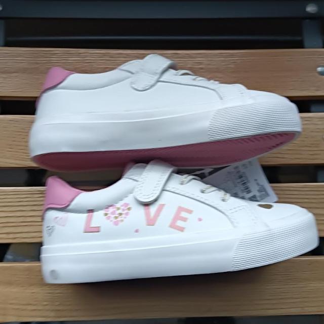 新品 18cm スニーカー ホワイト 子供靴 キッズ 靴 シューズ 29 < キッズ/ベビー  新品 18cm スニーカー ホワイト 子供靴 キッズ 靴 シューズ 29 < キッズ/ベビーの