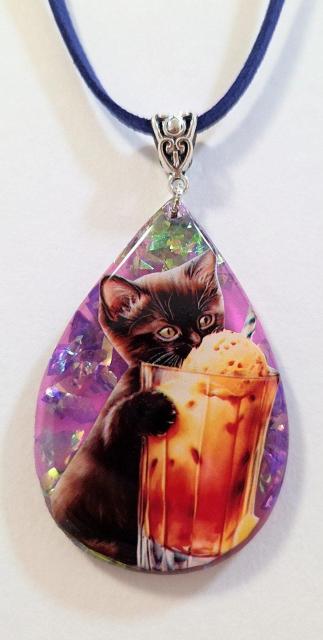 黒猫ちゃんキラキラかわいいレジンネックレス★  黒猫アクセサリー  黒猫ネックレス  猫ペンダント  ネックレスねこ  ねこレジン < 女性ファッション  黒猫ちゃんキラキラかわいいレジンネックレス★  黒猫アクセサリー  黒猫ネックレス  猫ペンダント  ネックレスねこ  ねこレジン  < 女性ファッションの