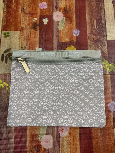 感謝を込めて★LeSportsac・FEILER・ russet★ポーチ★極美品多数★6点まとめ売り★1000円スタート < ブランド 感謝を込めて★LeSportsac・FEILER・ russet★ポーチ★極美品多数★6点まとめ売り★1000円スタート < ブランドの