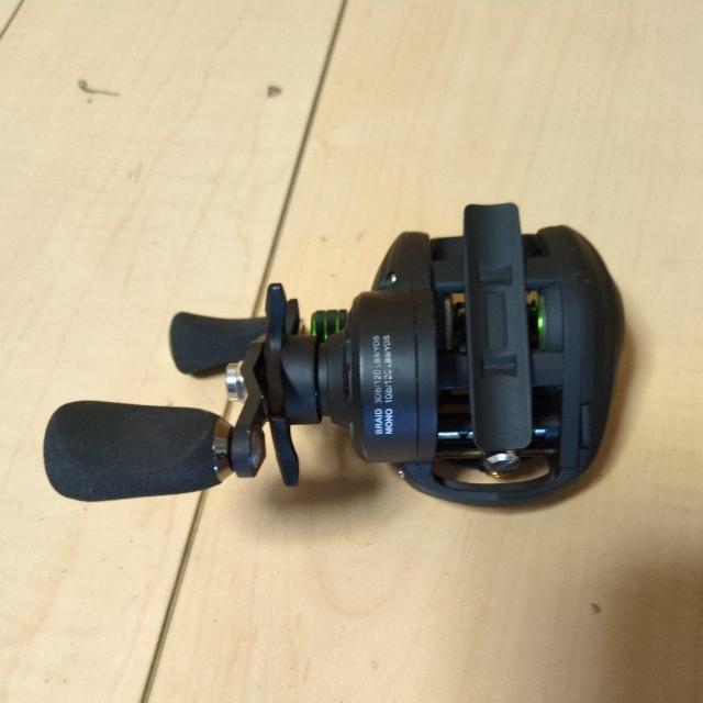 �s�V�t�@�� /�x�C�g���[��  �t�@���g�� �� ���W���[/�X�|�[�c�� 