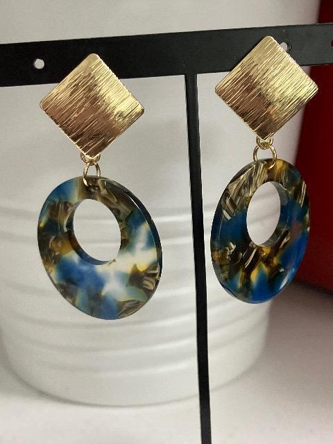 ハンドメイド アクリルフープを使用したイヤリング < 女性ファッション  ハンドメイド アクリルフープを使用したイヤリング < 女性ファッションの