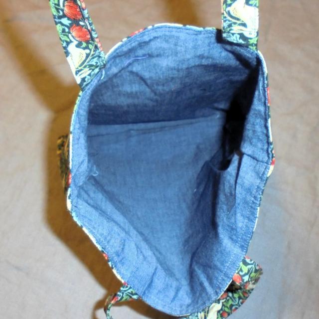 ◆ちょっと持ちぺたんこトートバッグ◆Antique Flower&forest animals◆エコバッグ サブバッグ < 女性ファッション ◆ちょっと持ちぺたんこトートバッグ◆Antique Flower&forest animals◆エコバッグ サブバッグ < 女性ファッションの