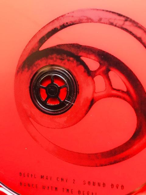 デビルメイクライ2 サウンドDVDブック DANCE WITH THE DEVIL 初版 Devil May Cry < ゲーム本体/ソフト デビルメイクライ2 サウンドDVDブック DANCE WITH THE DEVIL 初版 Devil May Cry < ゲーム本体/ソフトの