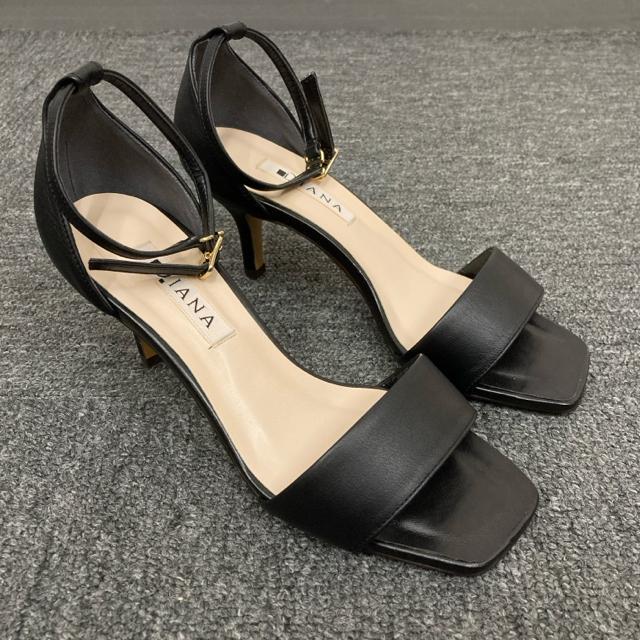 即決 新品 DIANA ダイアナ パンプス ヒール ブラック 21.5cm < ブランド 即決 新品 DIANA ダイアナ パンプス ヒール ブラック 21.5cm < ブランドの