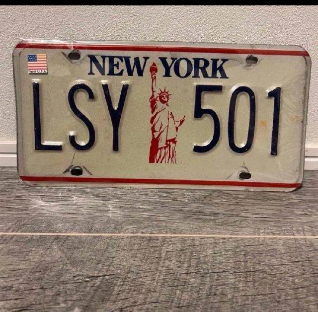 ナンバープレート/New York/ニューヨーク/NY/自由の女神/アメリカ雑貨/ROUTE66/ルート66/インテリア/看板 < インテリア/ライフ ナンバープレート/New York/ニューヨーク/NY/自由の女神/アメリカ雑貨/ROUTE66/ルート66/インテリア/看板 < インテリア/ライフの