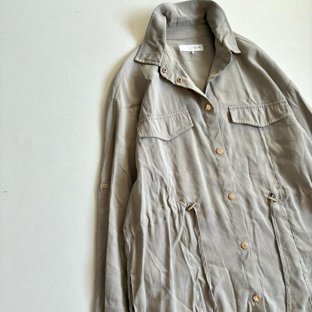 ��ZARA���������傫�߁��V���c�`���j�b�N���W���P�b�g�����{�^�����x�[�W�� �� �u�����h�� 