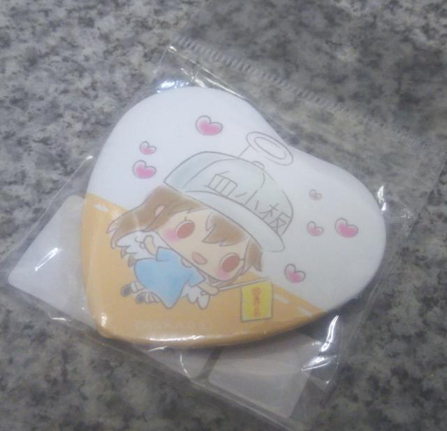 送料無料!はたらく細胞×サンリオ ハート缶バッジ 血小板 < アニメ/コミック/キャラクター  送料無料!はたらく細胞×サンリオ ハート缶バッジ 血小板 < アニメ/コミック/キャラクターの